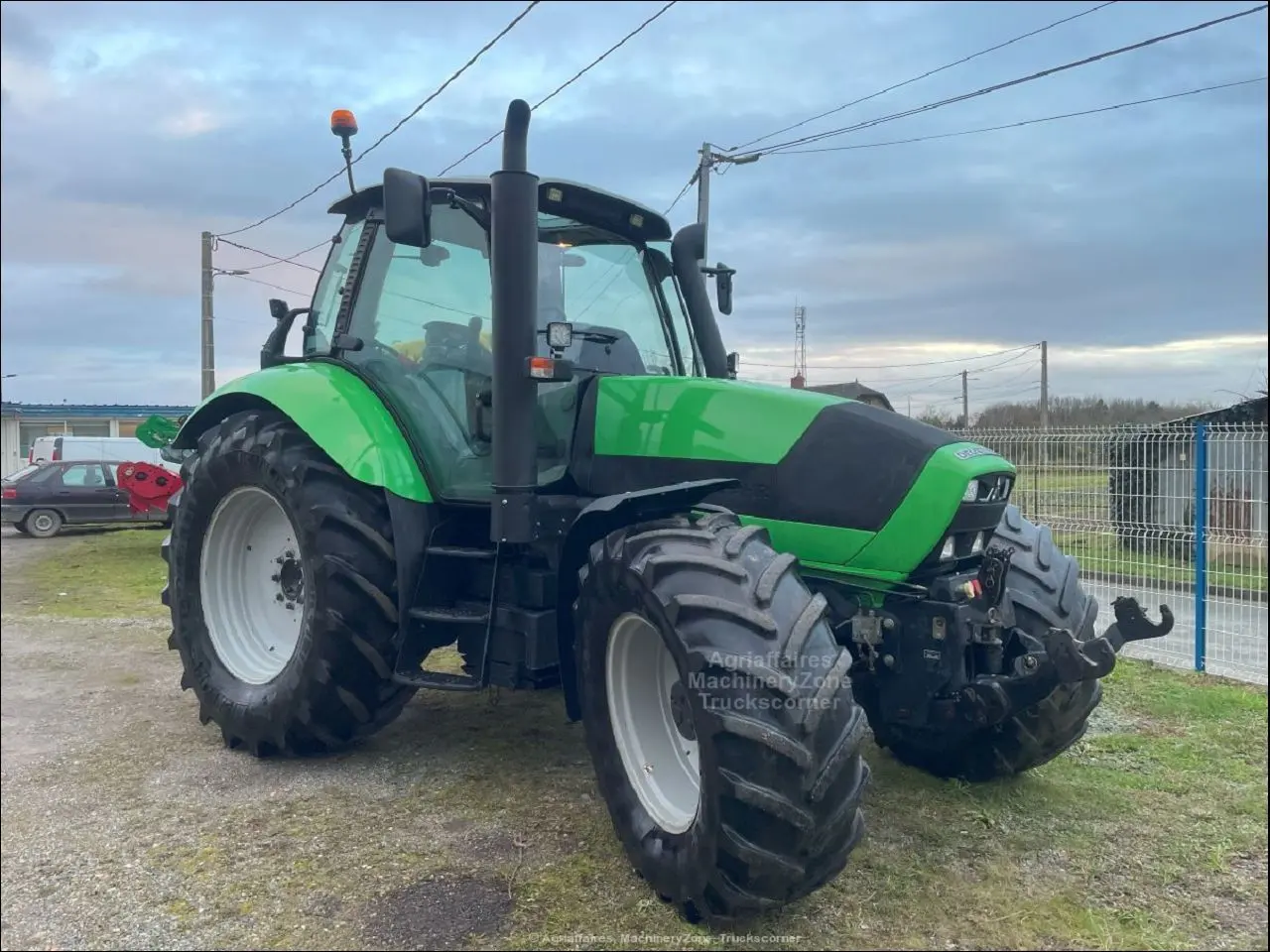 Véhicule DEUTZ-FAHR AGROTRON