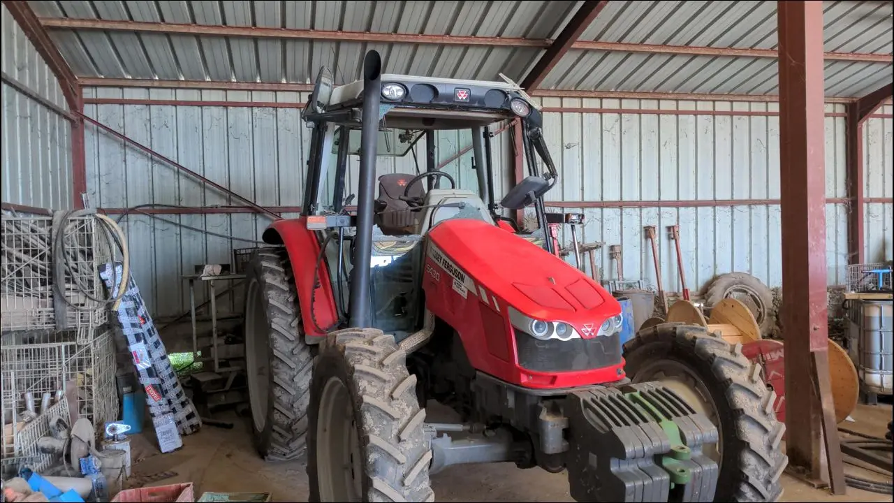 Véhicule MASSEY FERGUSON 5430 DYNA 4