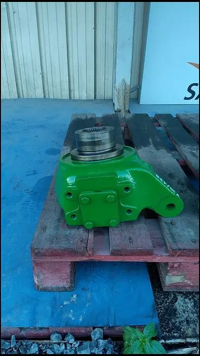 PIVOT (PORTE FUSEE)PONT AV 4RM DROIT