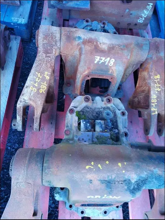 BRAS SUPERIEUR DE RELEVAGE DROIT