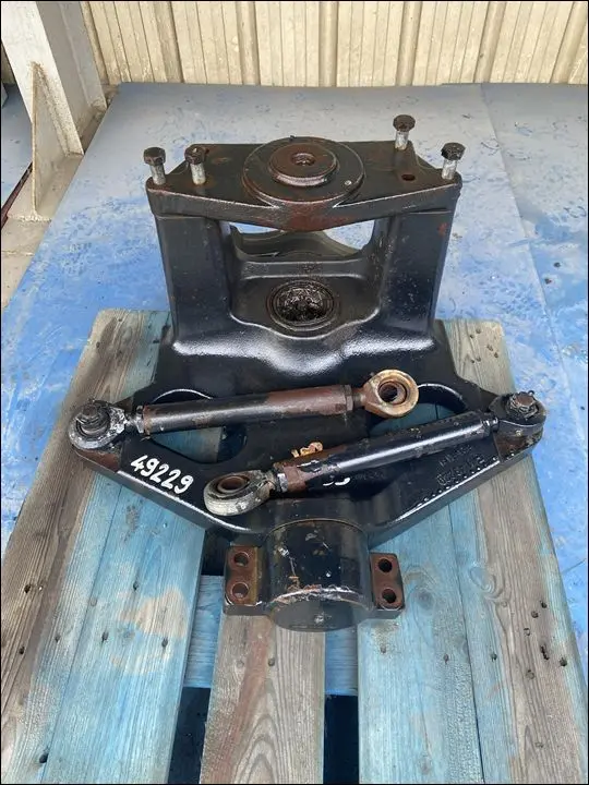 SUPPORT DE PONT AVANT