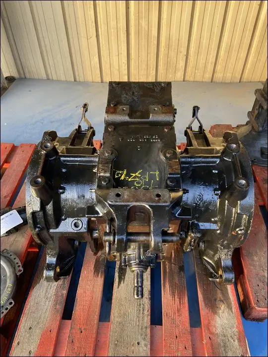 Pièce CARTER PONT AR NU pour CASE IH LUXXUM 110