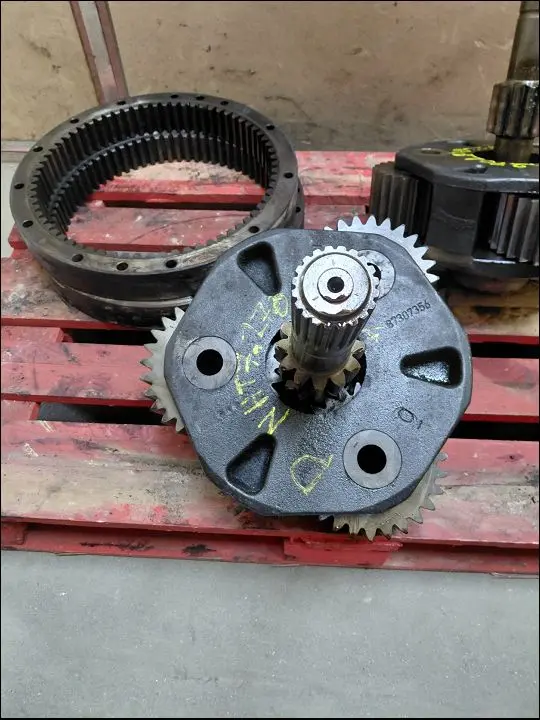 Pièce REDUCTEUR PONT AR pour NEW HOLLAND T7.270