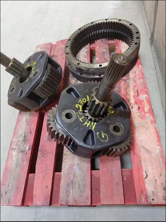 Pièce 2ÉME REDUCTEUR PONT ARRIERE pour NEW HOLLAND T7.270