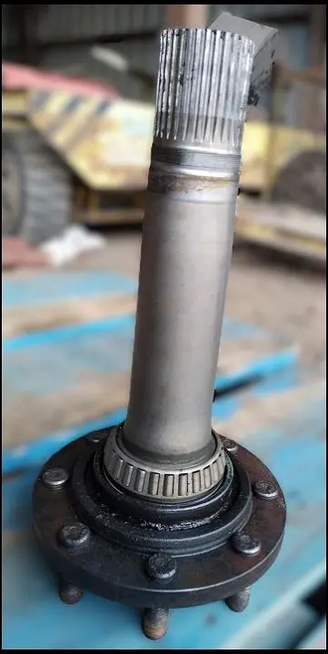 ARBRE DE ROUE PONT AR DROIT