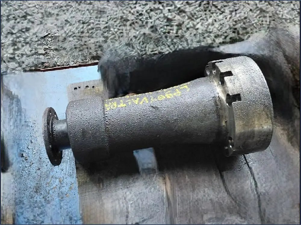 Pièce SUPPORT DE PONT AVANT pour VALTRA T214