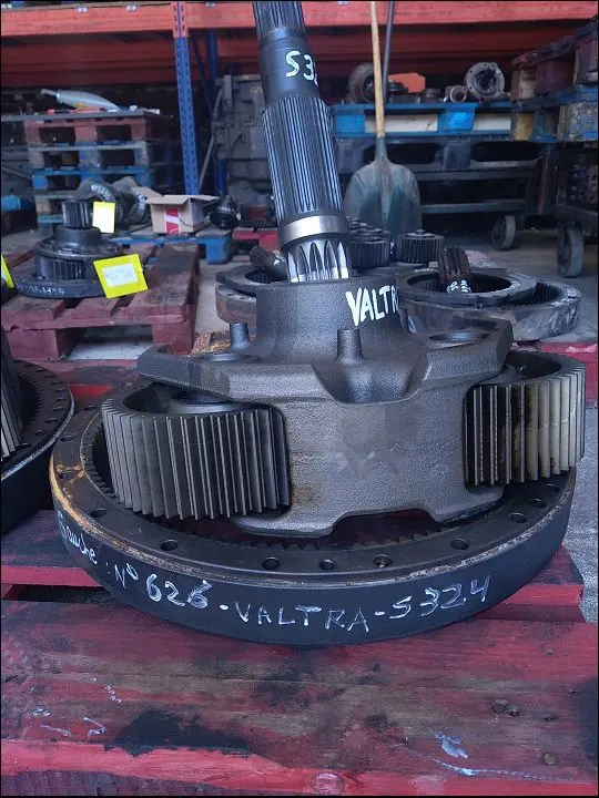 Pièce REDUCTEUR PONT AR pour VALTRA S 324