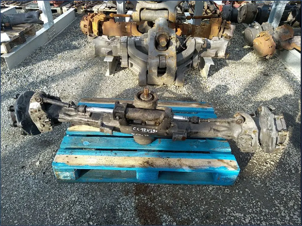 Pièce PONT AVANT 4RM COMPLET pour CLAAS AXOS 330 CX