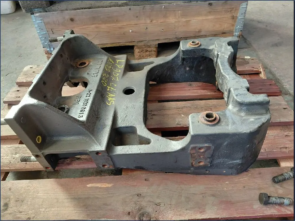 Pièce BERCEAU-BALANCIER PONT AV 4 RM pour CLAAS AXOS 330