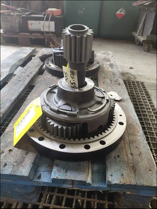 Pièce 2ÉME REDUCTEUR PONT ARRIERE pour MASSEY FERGUSON 5S.135