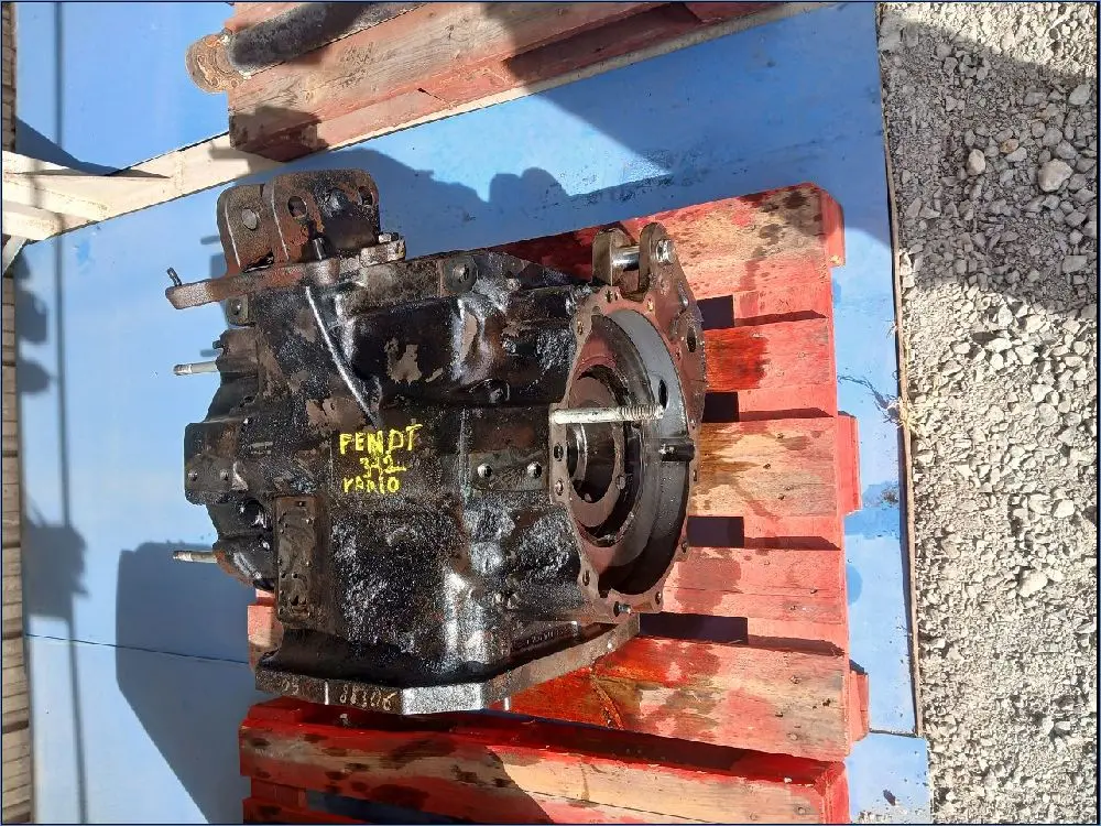 Pièce CARTER PONT AR COMPLET pour FENDT 312