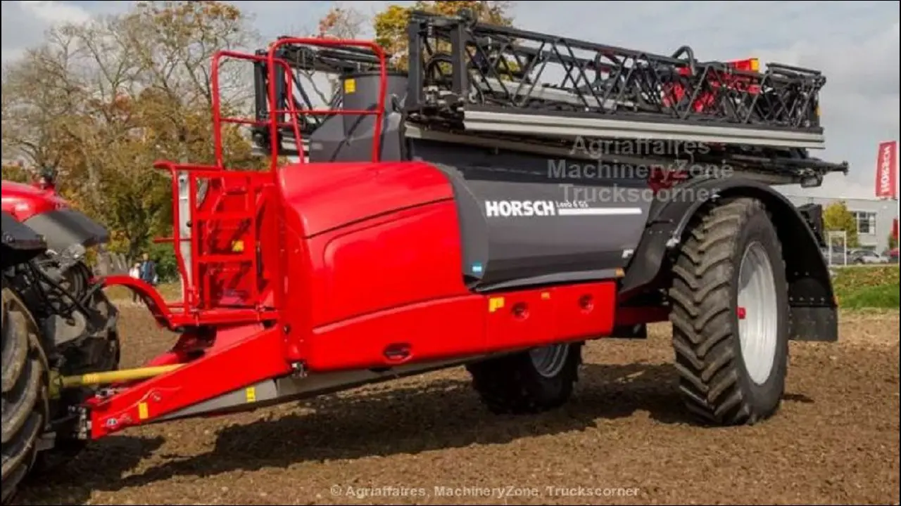 Véhicule HORSCH LEEB LT 8GS 42M