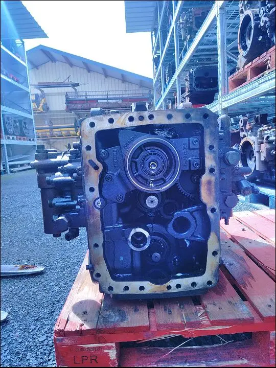 Pièce DIFFERENTIEL PONT AR pour MASSEY FERGUSON 6713