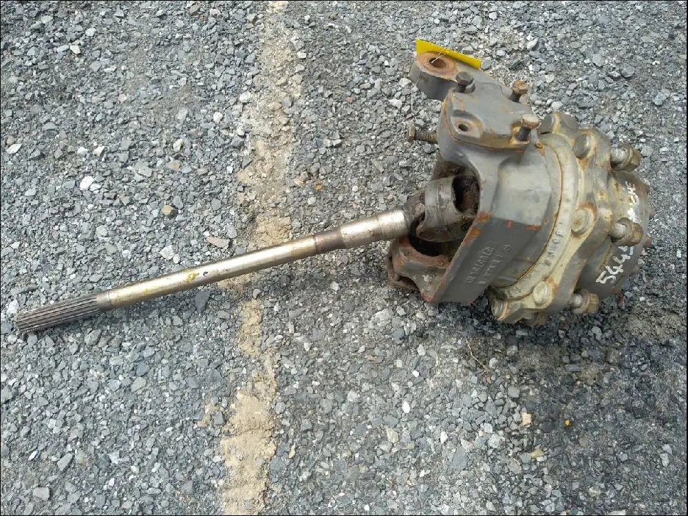 Pièce REDUCTION FINALE GAUCHE(AVEC PIVOT) pour MASSEY FERGUSON 5455
