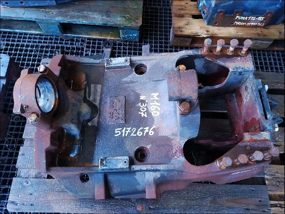 Pièce BERCEAU-BALANCIER PONT AV 4 RM pour FIAT M160