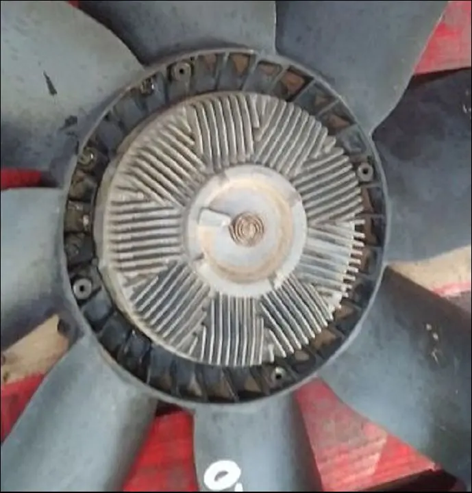 Pièce VISCOCOUPLEUR pour JOHN DEERE 6420