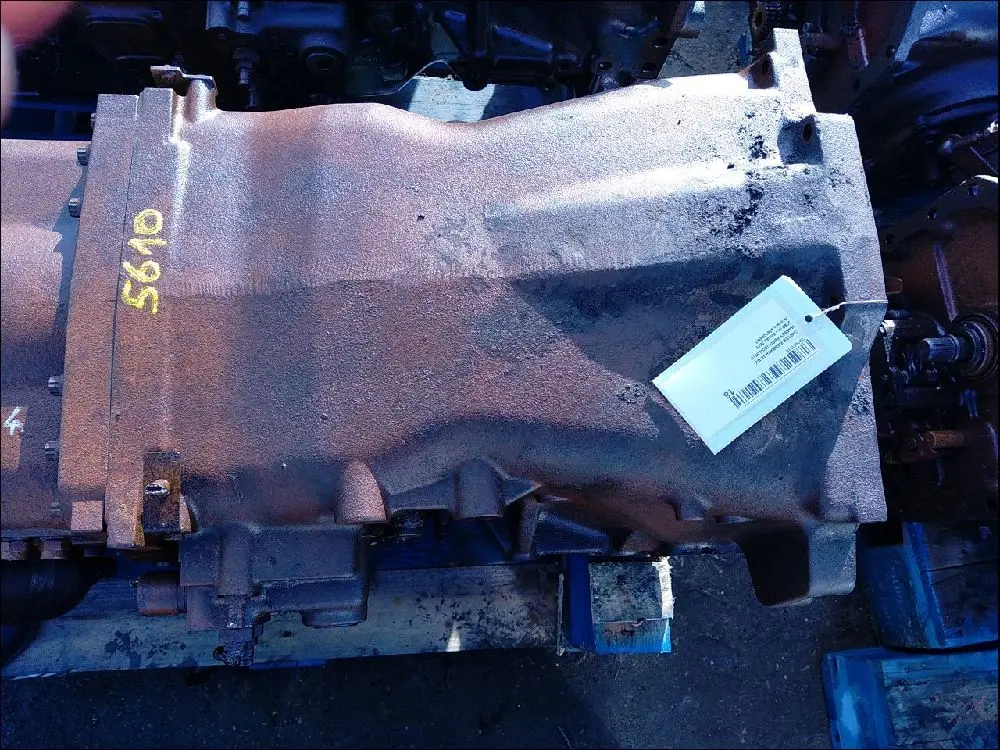 Pièce CARTER EMBRAYAGE BV pour MASSEY FERGUSON 5610