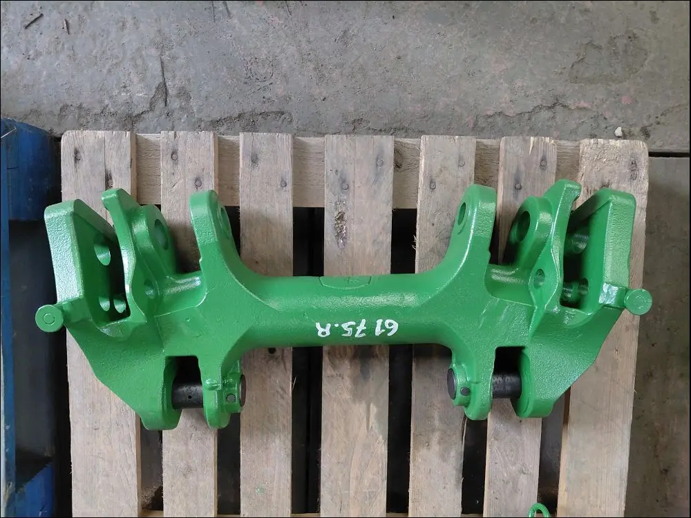 Pièce CHASSIS RELEVAGE AVANT pour JOHN DEERE 6175R