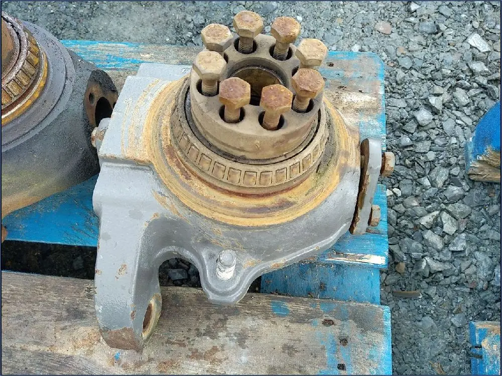 PIVOT (PORTE FUSEE)PONT AV 4RM DROIT