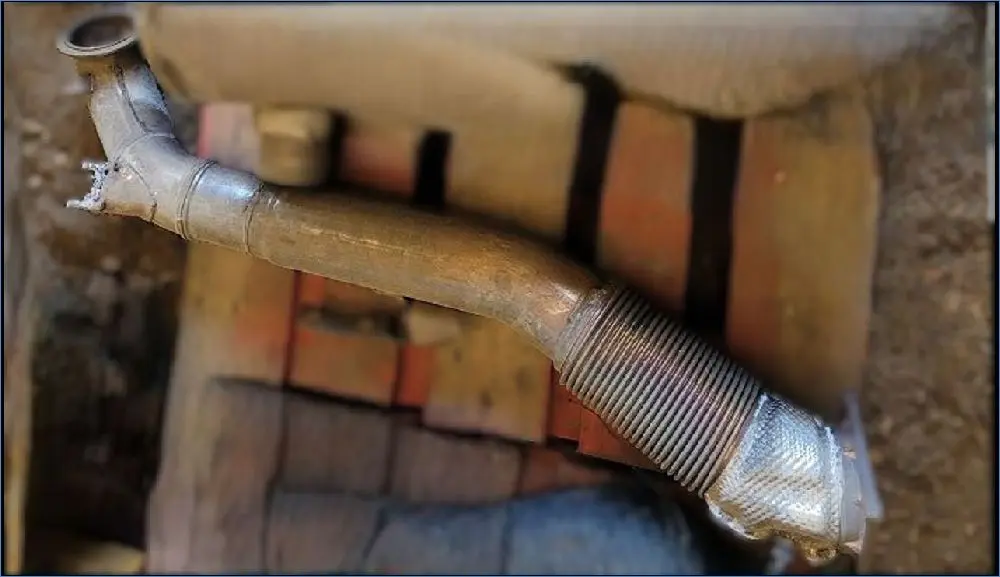 TUBE D  ECHAPPEMENT