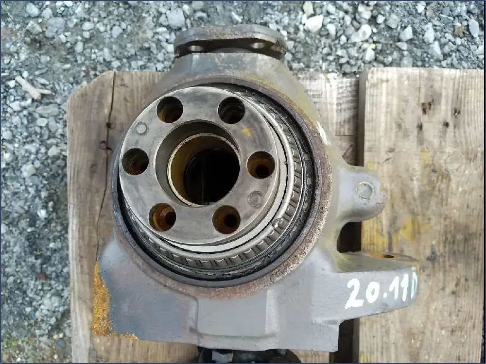 PIVOT (PORTE FUSEE)PONT AV 4RM DROIT